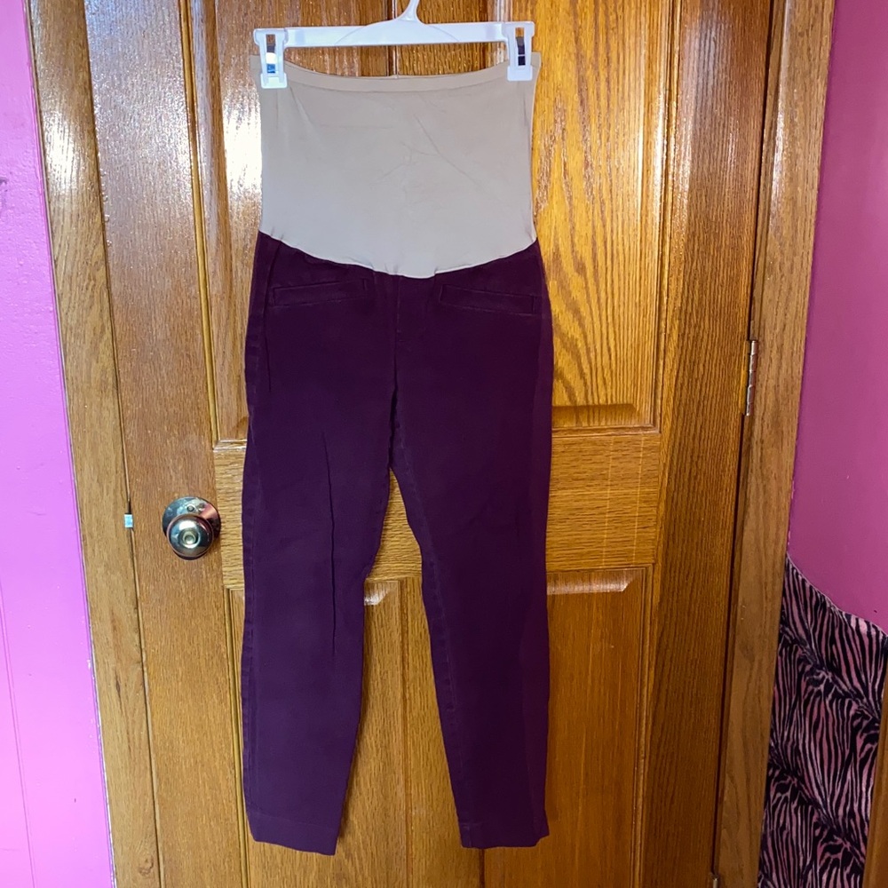 GAP Maternity Skinny Ankle Jeans in Maroon